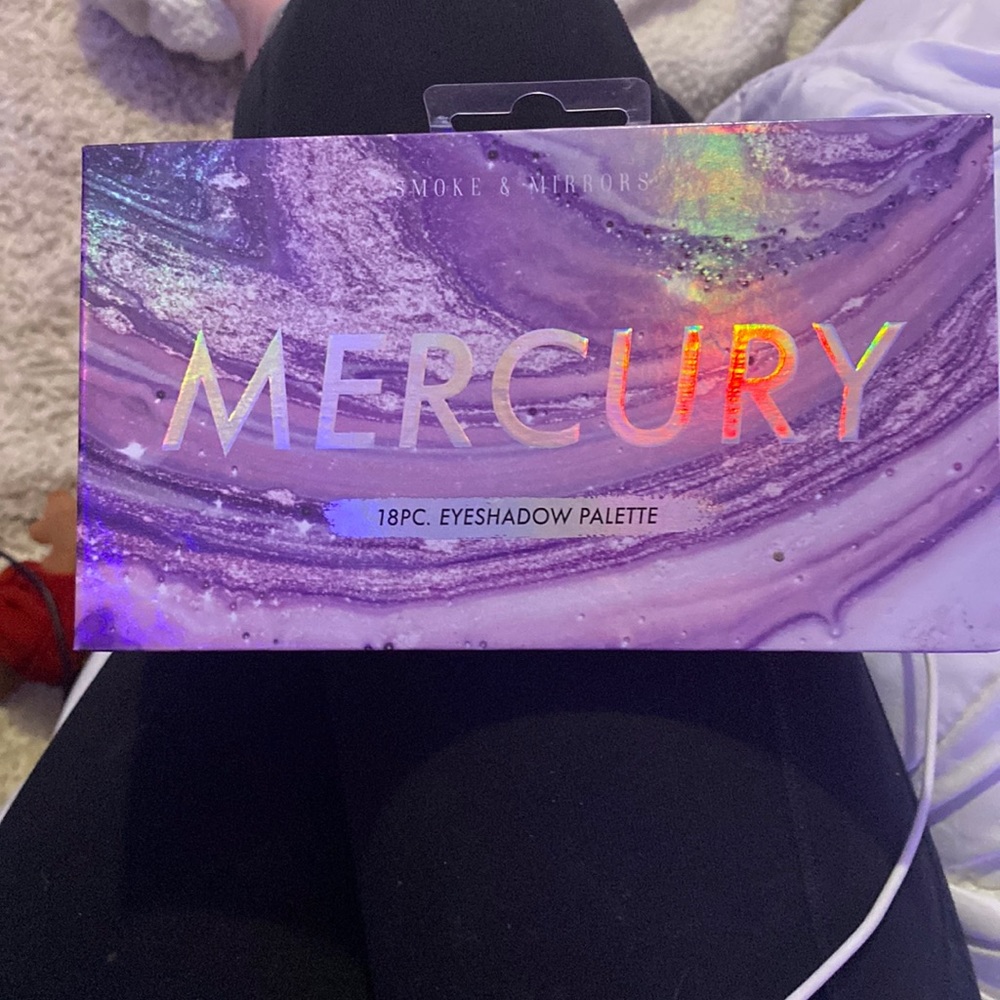 eyeshadow palette